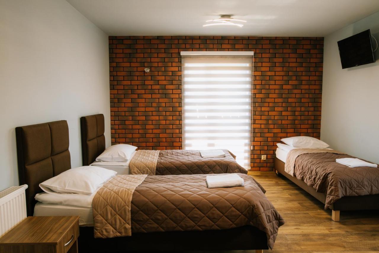 Kasztelan Hotel Krosno Luaran gambar